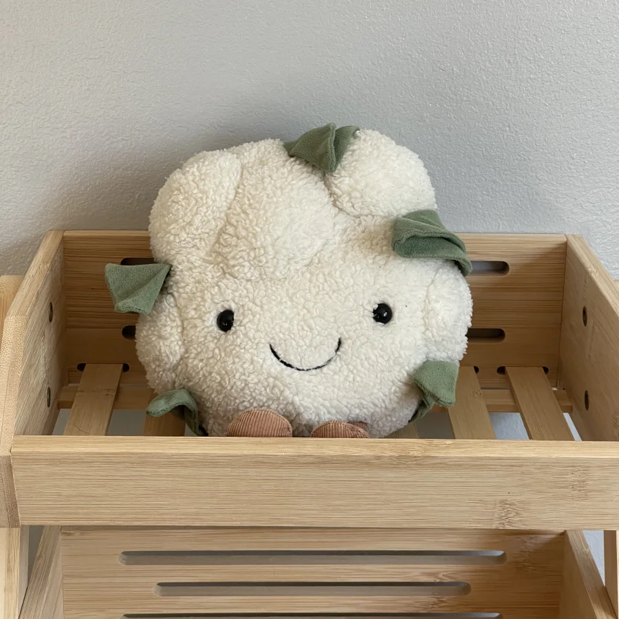 Front - Amuseables Cauliflower photo by charlotteriddettepage