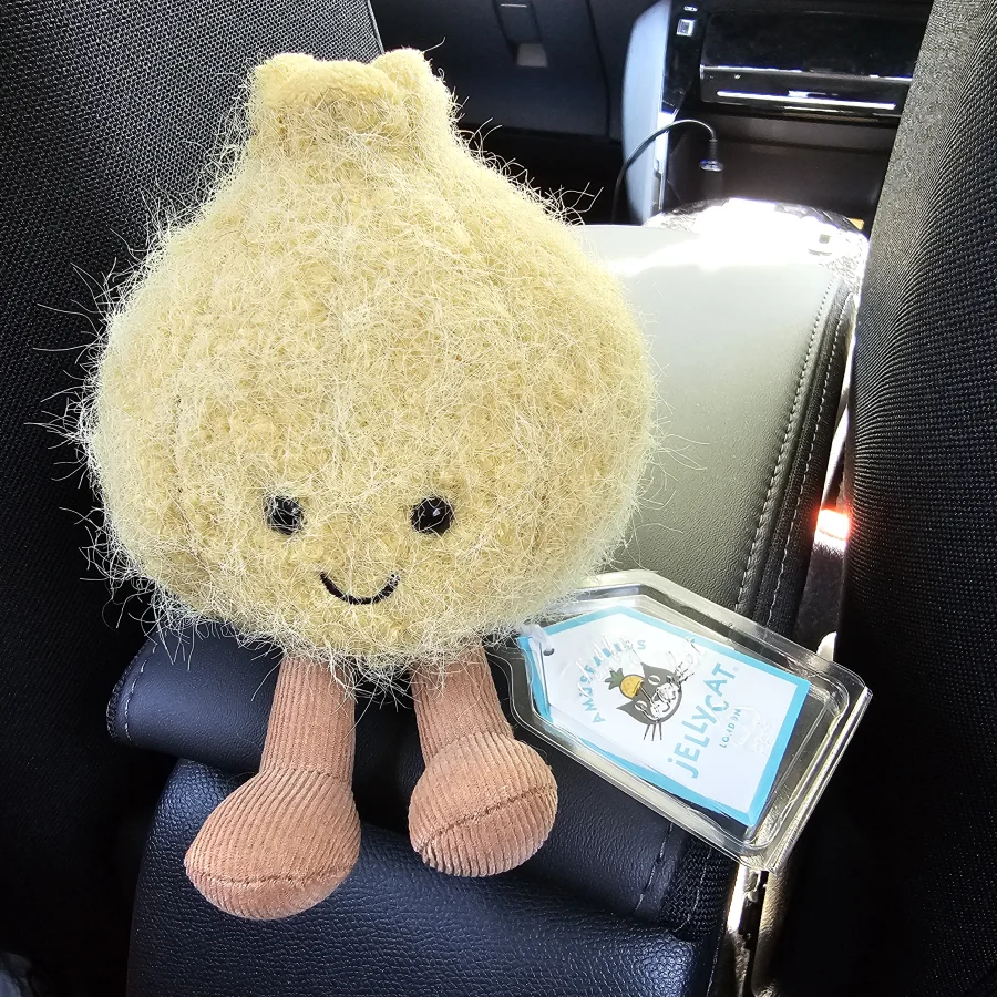 新品jelly cat Onnie Pickled Onion 玉ねぎ 英国限定 Amuseables Onnie Pickled Onion Jellycat Photo by cwhbin | Jelly