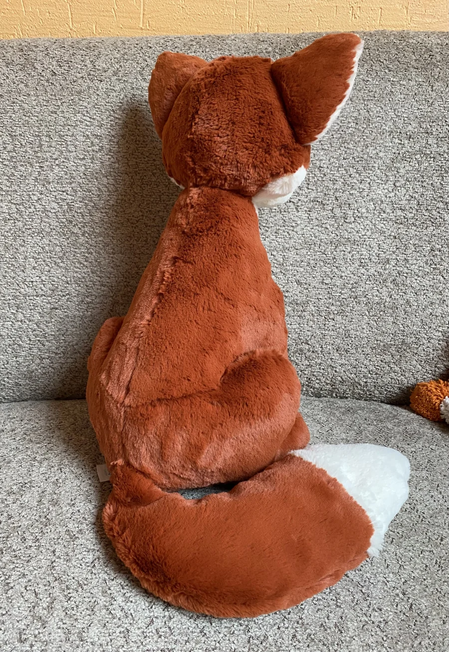 Back - Quinn Fox photo by Abyss'Dragons