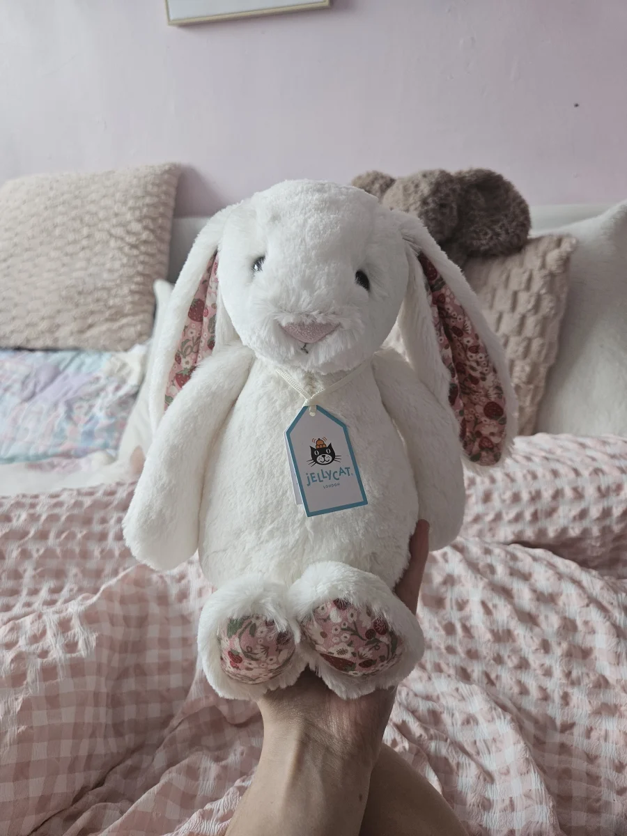 Front - Blossom Cream Bunny 'Berry' - Medium photo by Theoffical_Esme