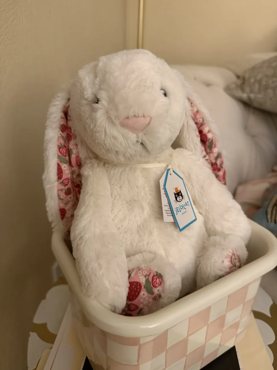 Lifestyle - Blossom Cream Bunny 'Berry' - Medium photo by Nik&Hads