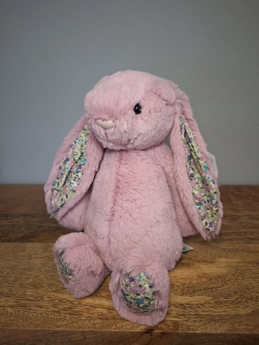 Front - Blossom Tulip Bunny - Medium photo by Sofie