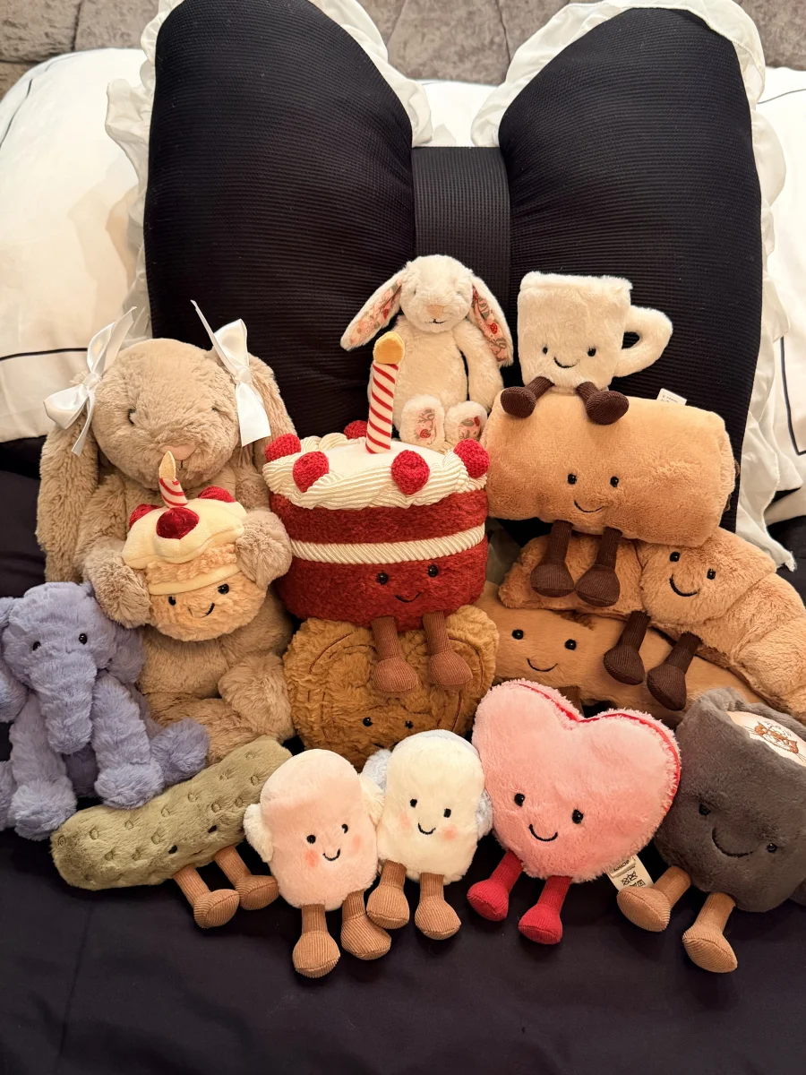 Front - Amuseables Cheri Cake photo by Tayy_jc