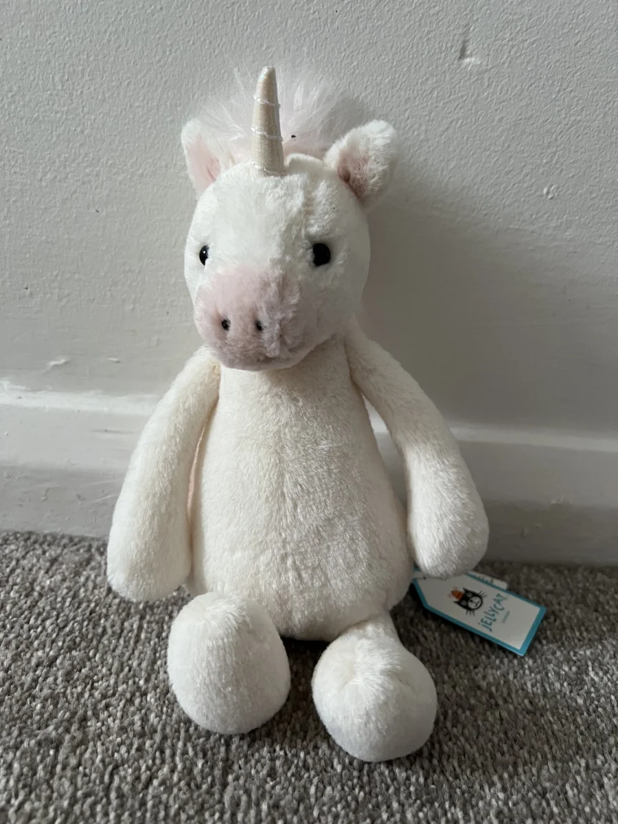 Front - Bashful Unicorn - Small photo by Axel
