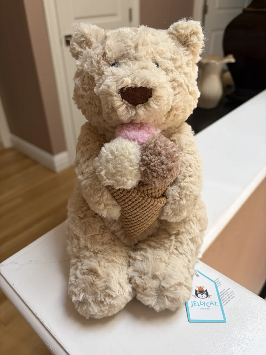 Front - Oatus Bear with Ice Cream 🇺🇸 photo by miap20