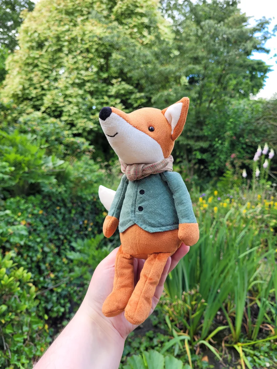Side - Riverside Rambler Fox photo by Dutchjellycats