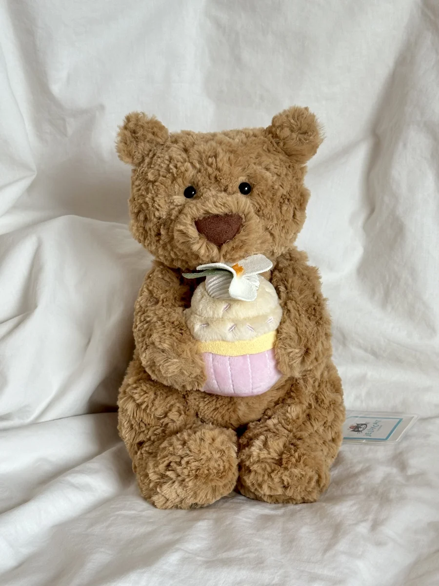 Front - Bartholomew Bear 'Cupcake' 🇨🇳  photo by xuan