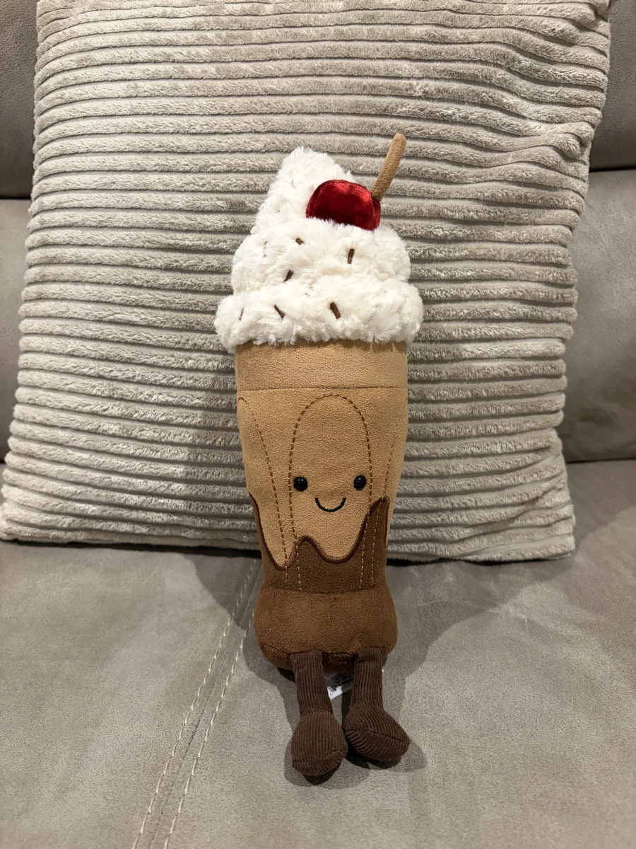 Front - Amuseables Chocolate Milkshake photo by Seni113