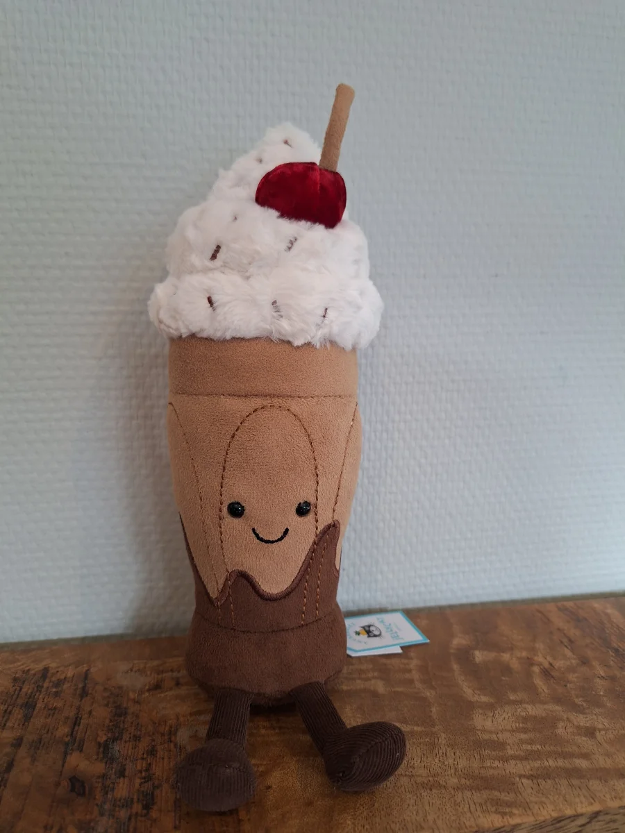 Front - Amuseables Chocolate Milkshake photo by Sofie