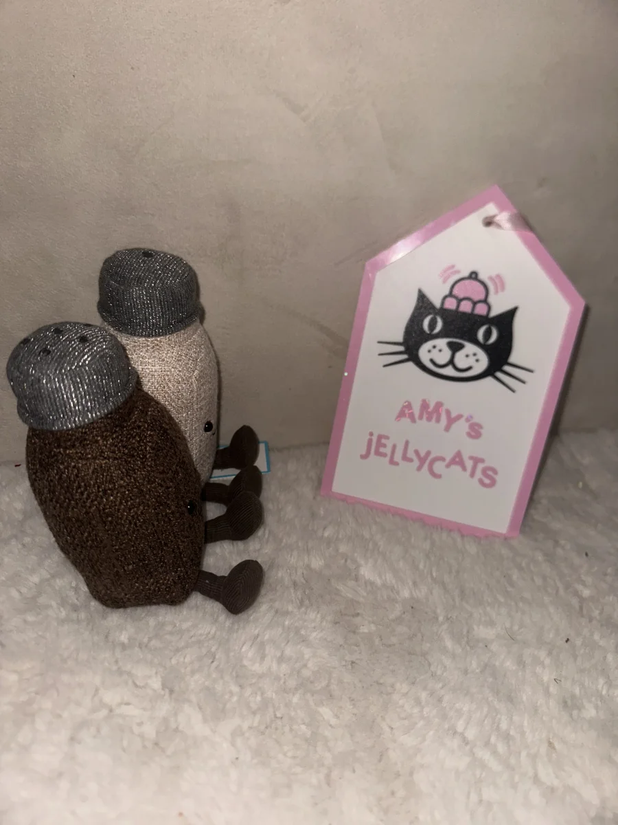 Side - Amuseables Rocksy Salt & Miller Pepper photo by amysjellys