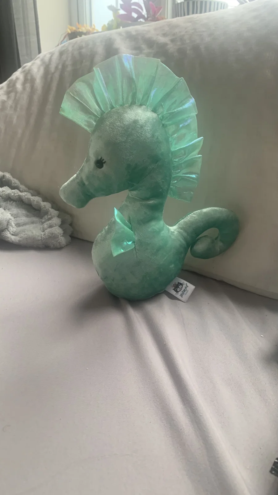 Side - Coral Cutie Green photo by its.amb3rrx