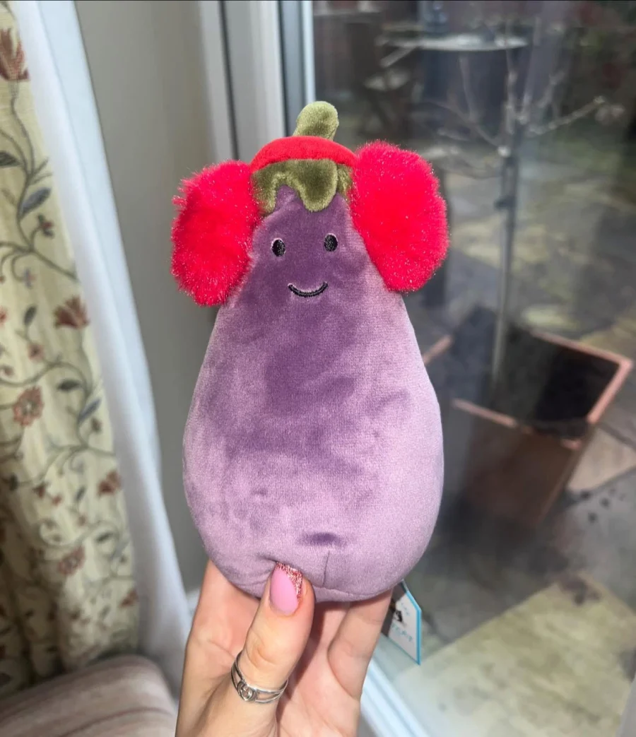 Front - Toastie Vivacious Red Aubergine photo by hansadler