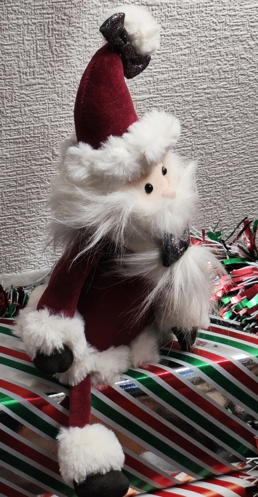 Side - Crimson Santa photo by Jelly_0ne