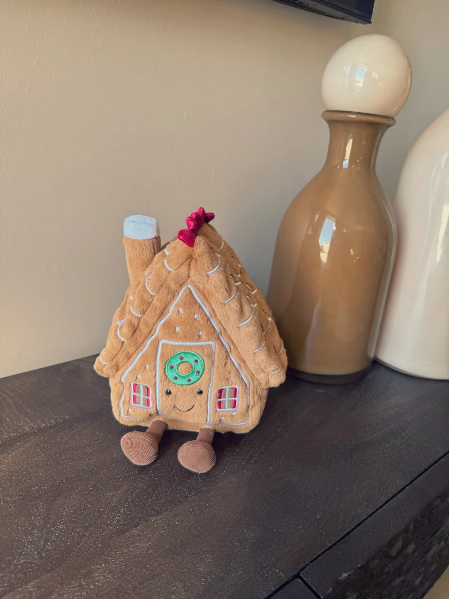 Front - Amuseables Gingerbread House photo by mickeyrodrigues