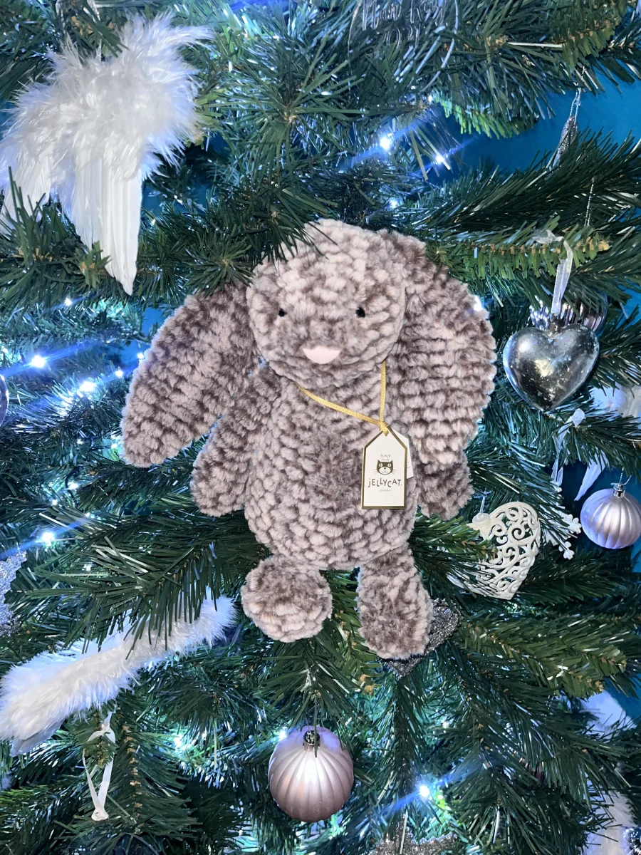 Front - Bashful Luxe Bunny Pine photo by JellyKerry