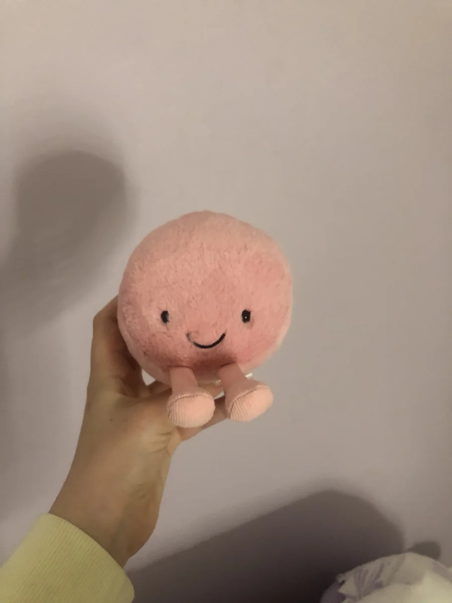 Front - Amuseables Mia Macaron photo by Maisielilley