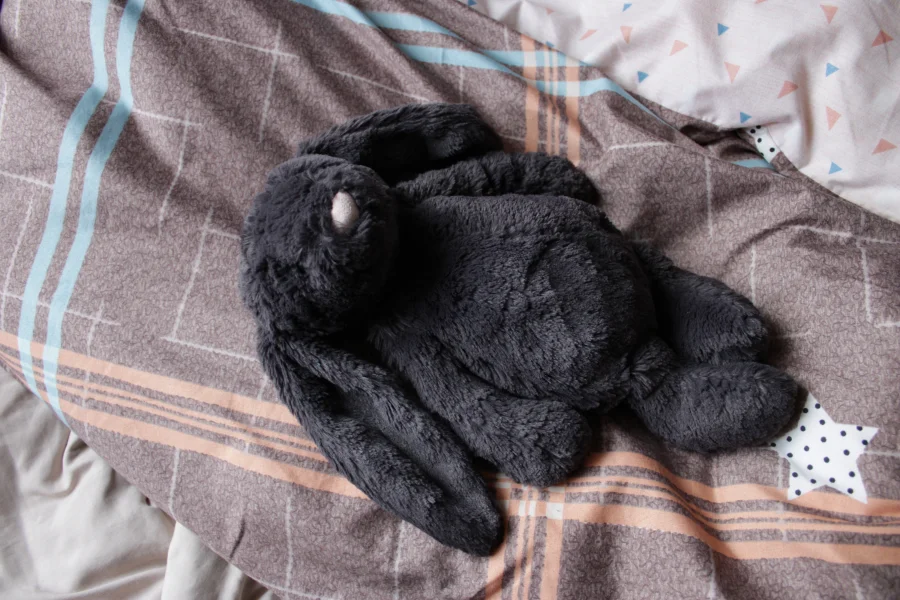 Lifestyle - Bashful Treacle Bunny - Medium photo by Jellycat_Nina