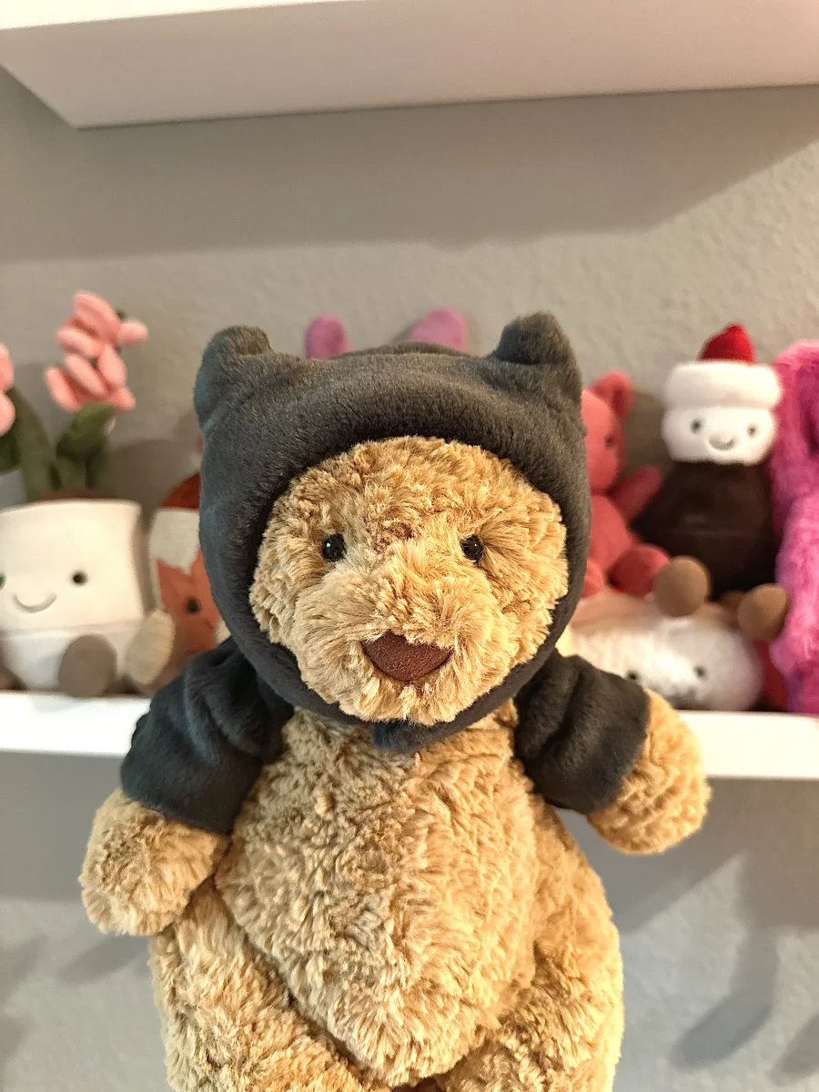 Front - Bartholomew Bear Bat photo by honigjellycat