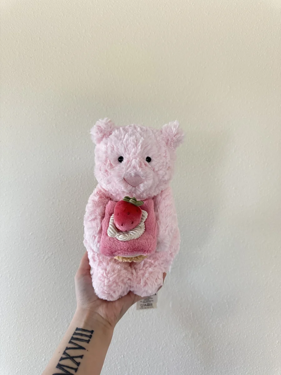 Leola Bear with Strawberry Cake Jellycat Photo by JodysJellies