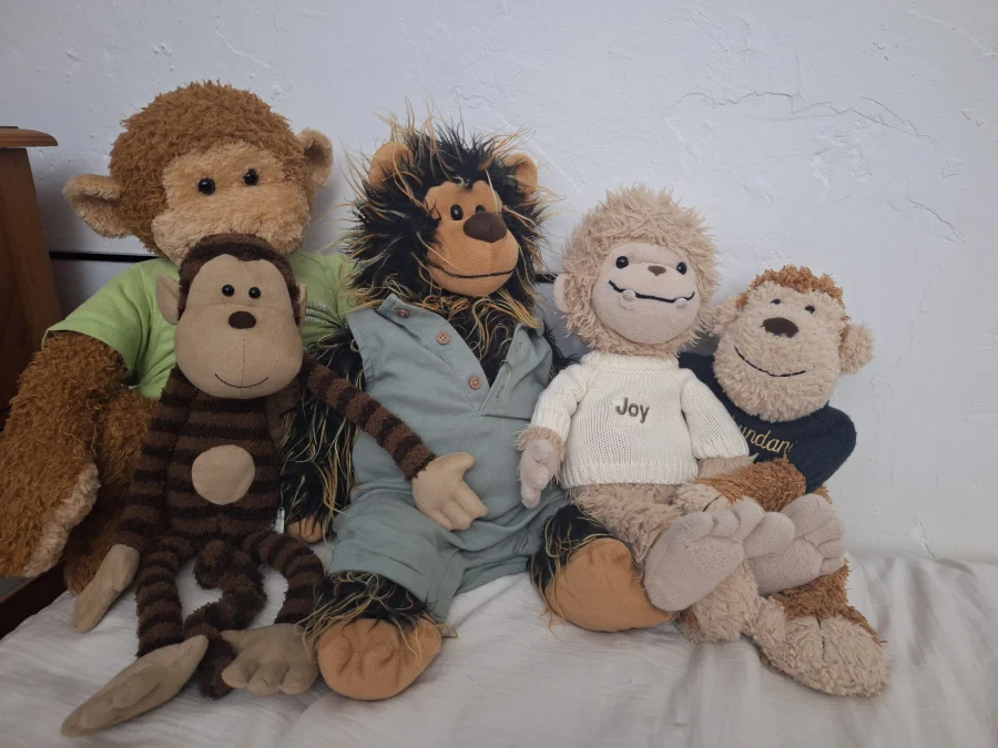 Lifestyle - Maximilian Monkey photo by BuckyJelly
