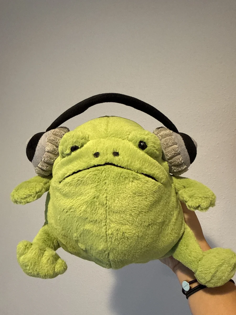 Front - Ricky Rain Frog Headphones photo by jellyparker