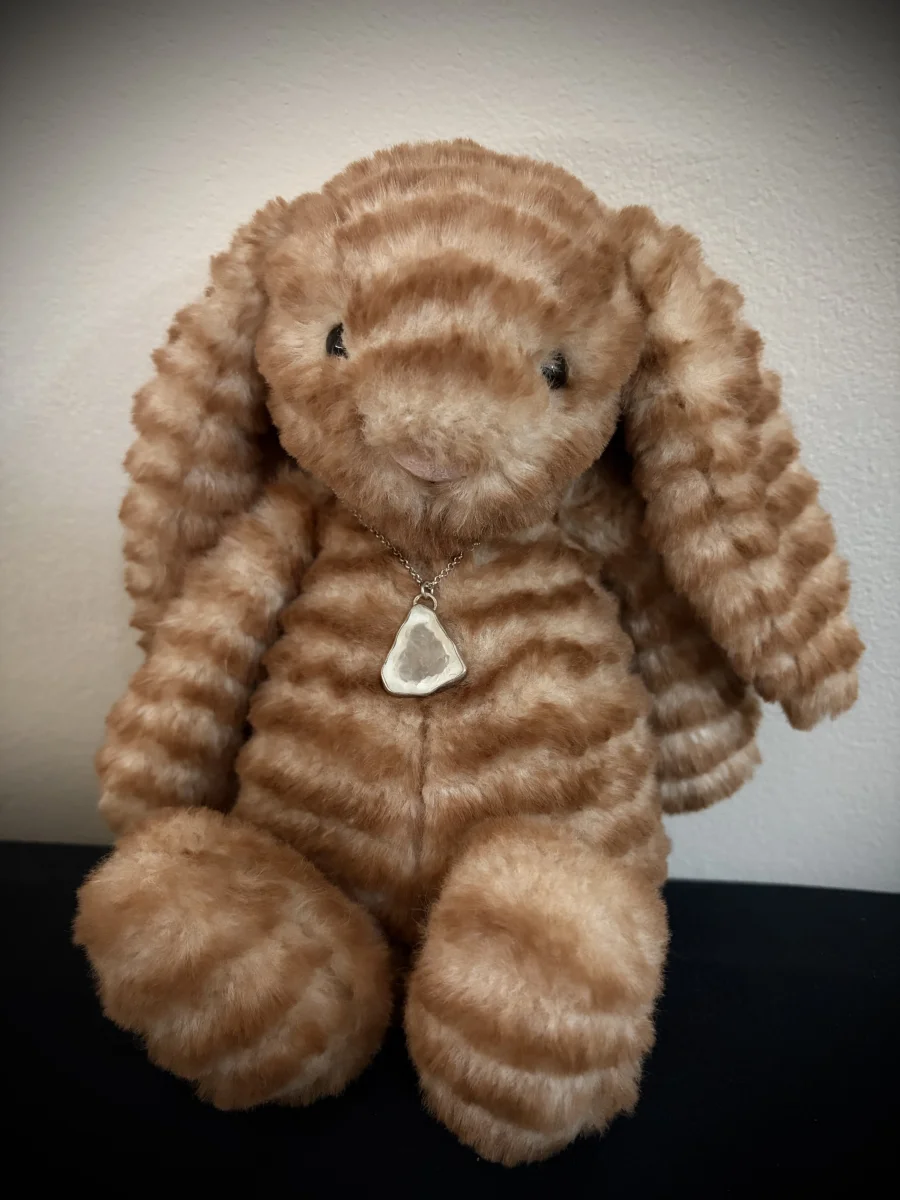 Front - Bashful Luxe Bunny Juniper photo by Neenishh