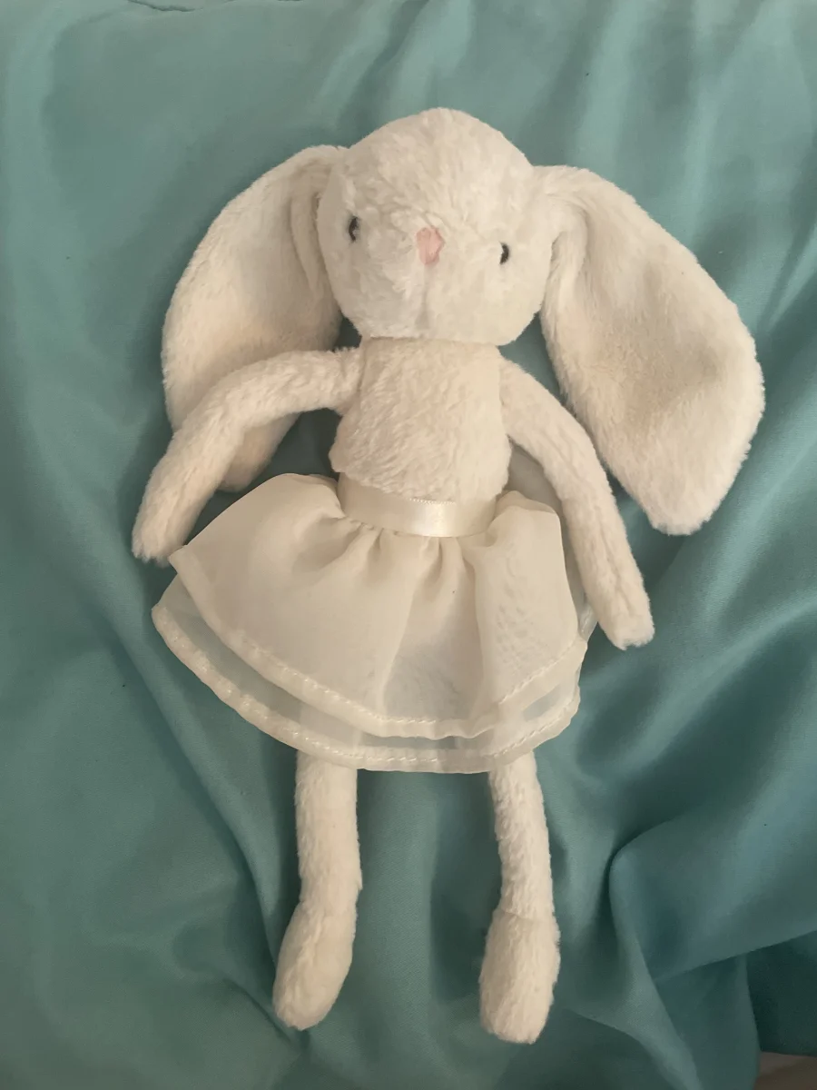 Front - Arabesque Bunny Cream photo by annabelle__cate