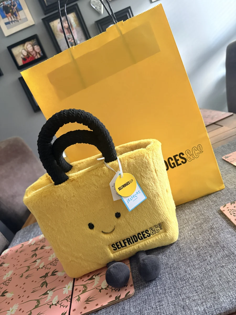 Lifestyle - Amuseables Selfridges Bag photo by Franillajelly