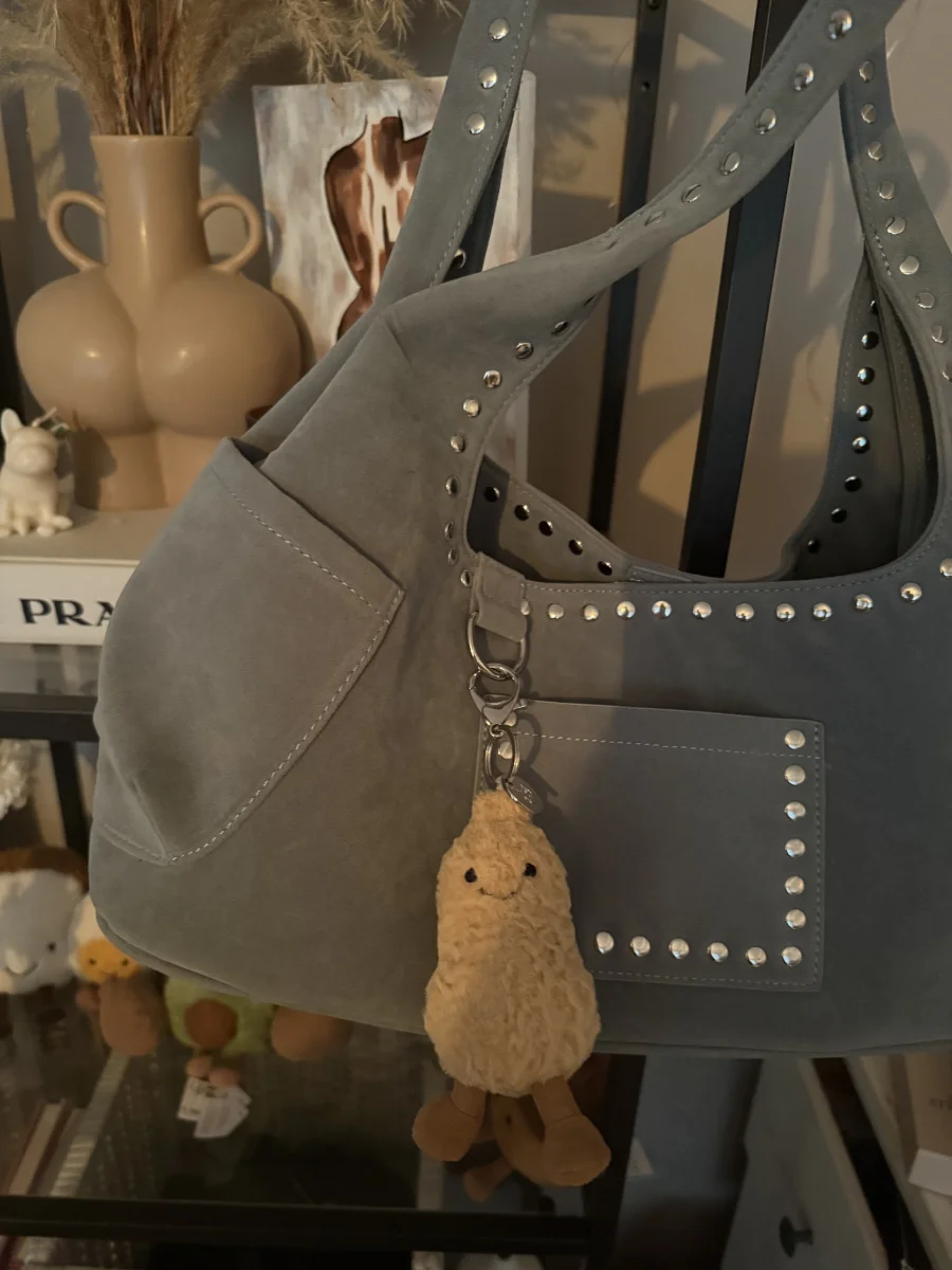 Front - Amuseables Peanut Bag Charm photo by laureneaglex