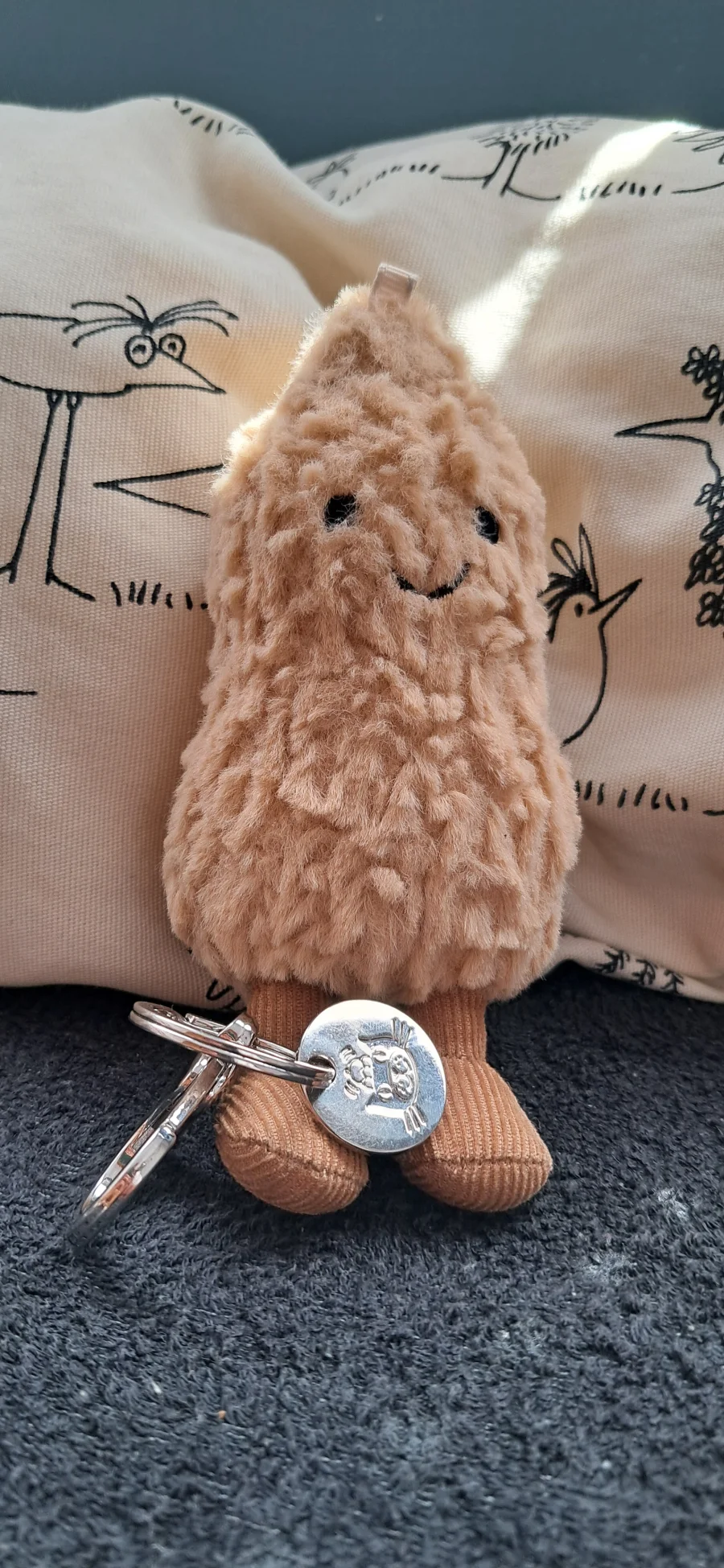 Front - Amuseables Peanut Bag Charm photo by Evejellycat
