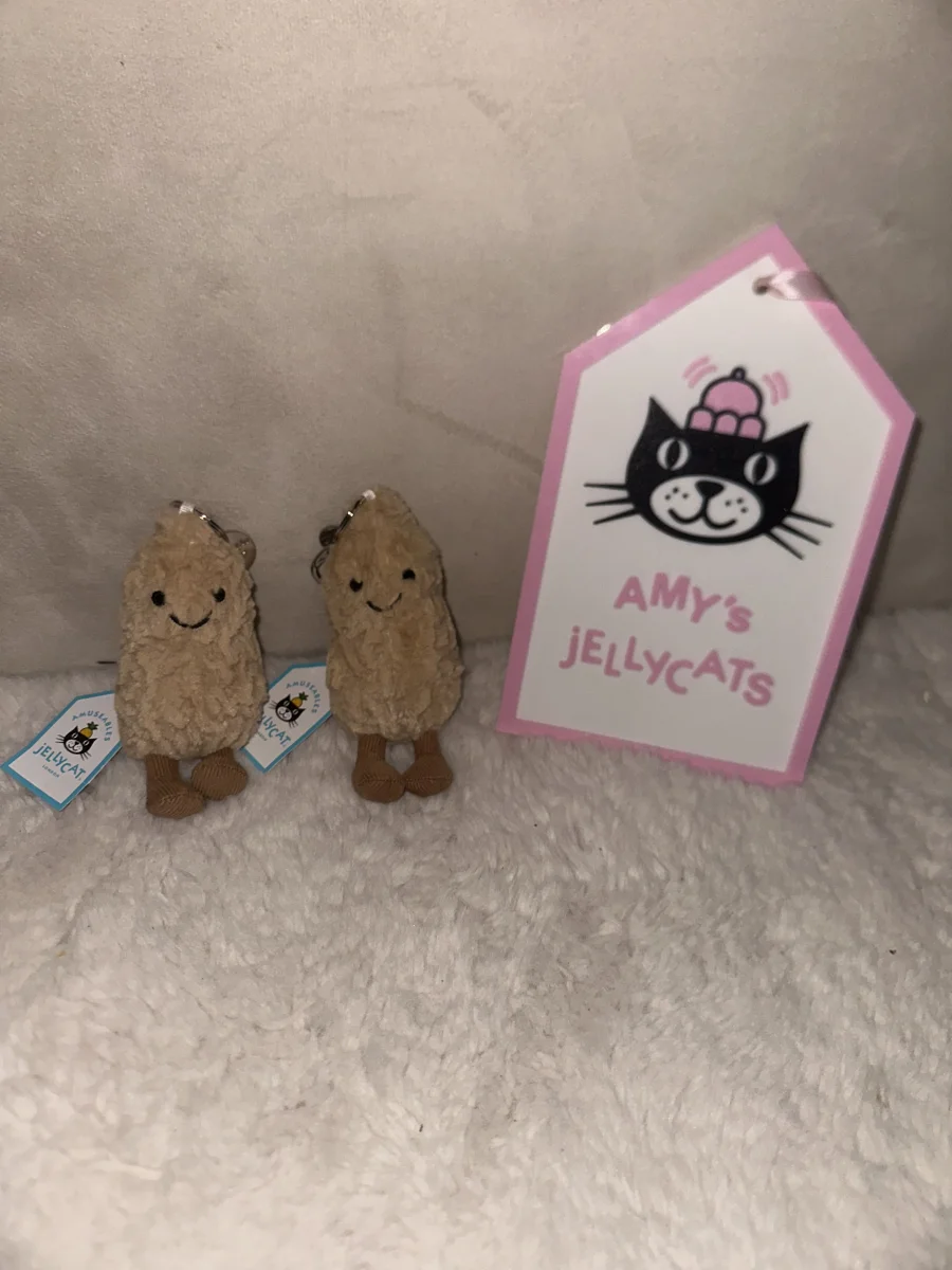 Front - Amuseables Peanut Bag Charm photo by amysjellys