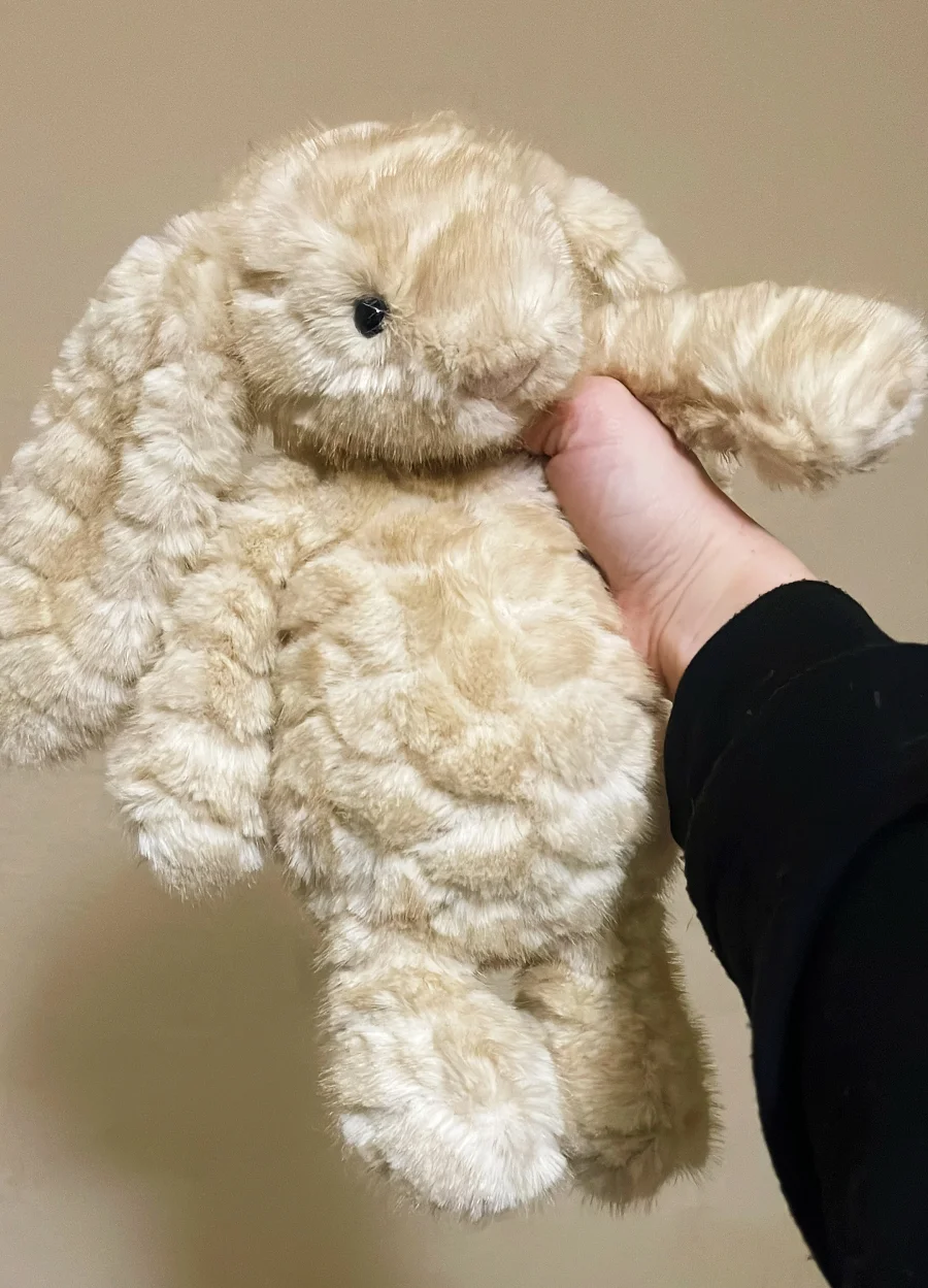 Franilla Luxe Bunny Jellycat Photo by thecolourcoral | Jelly Journal