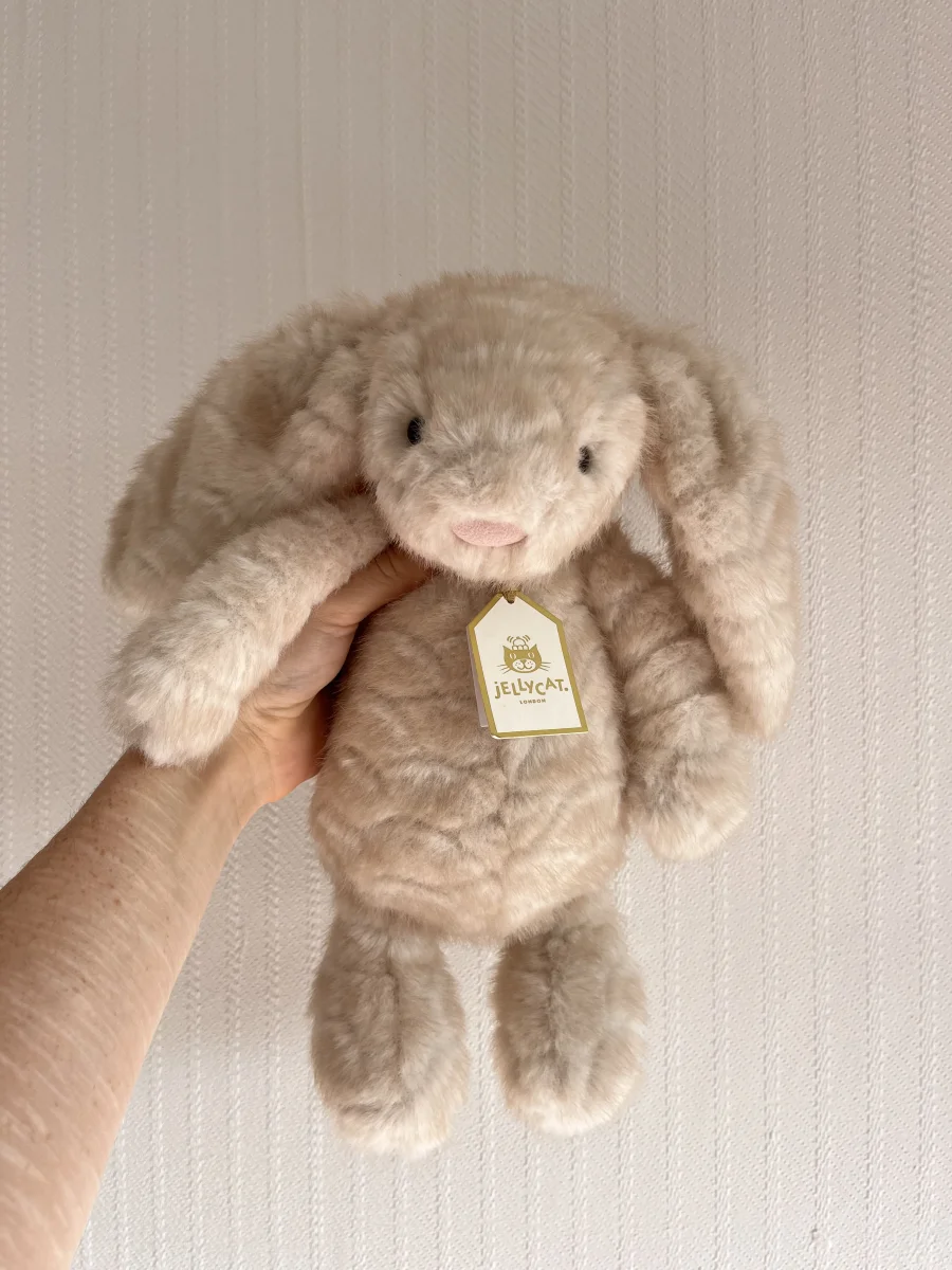 Front - Franilla Luxe Bunny photo by Floraadorer