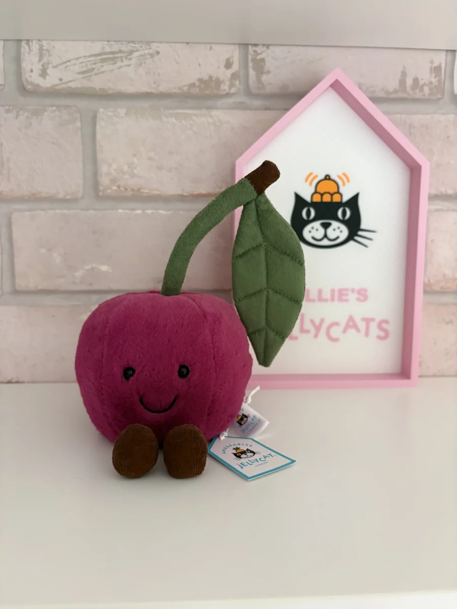 Front - Amuseables Cherry photo by Milliebailey