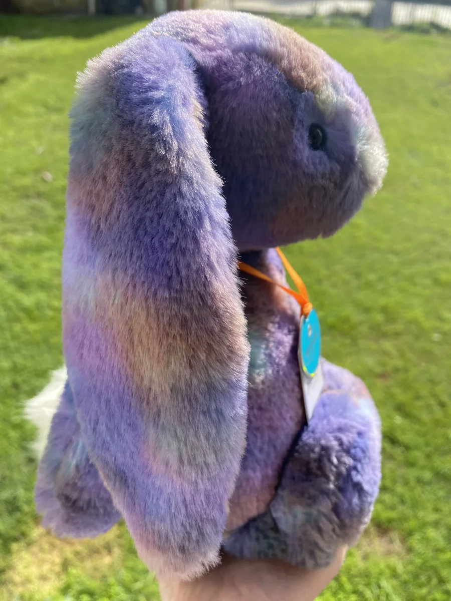 Side - Zodihop Luxe Bunny photo by zodihopbunny