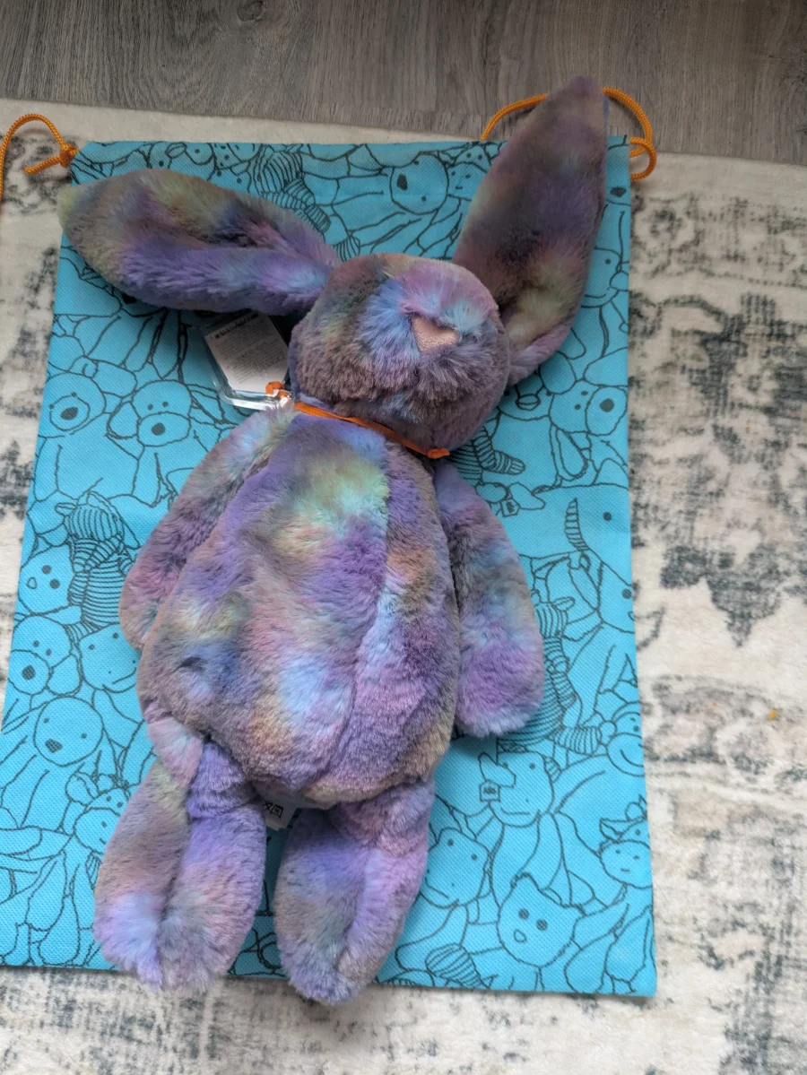 Front - Zodihop Luxe Bunny photo by Weezy15