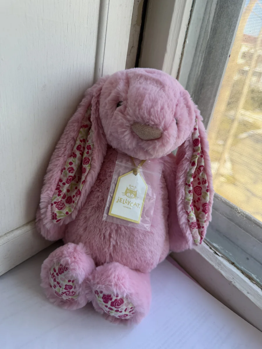 Blushkin Blossom Luxe Bunny Jellycat Photo by katsjellies | Jelly