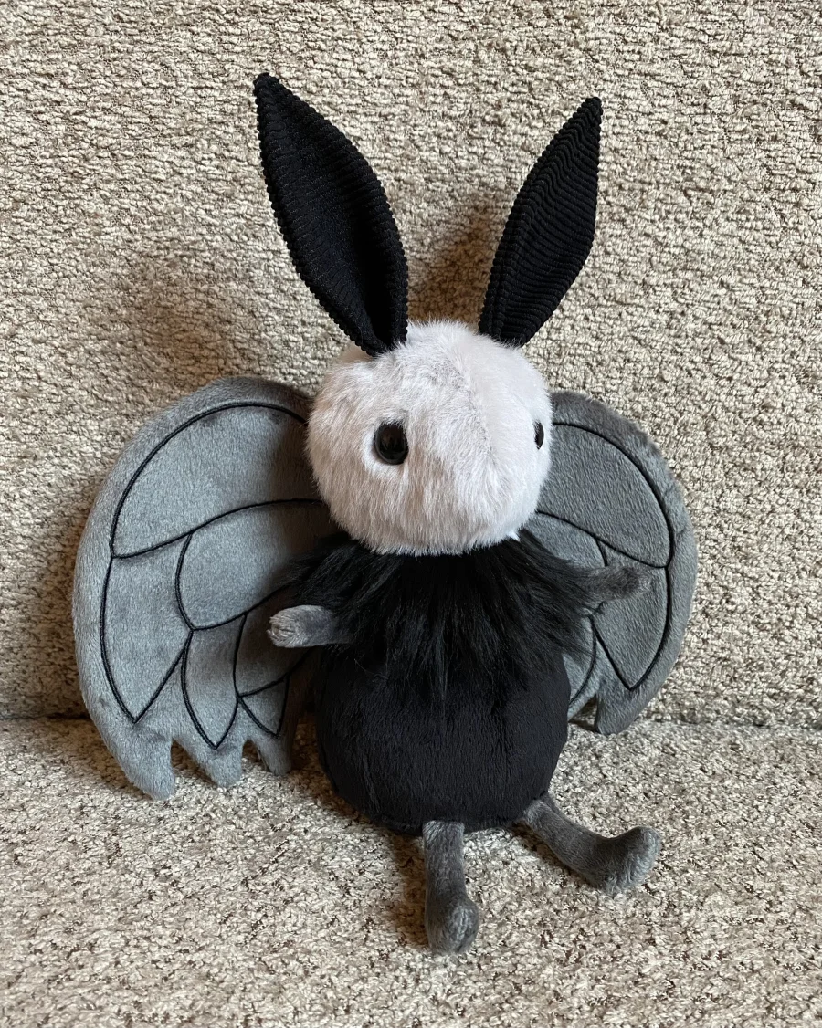 Front - Miff Mothman photo by JellyDragonLover