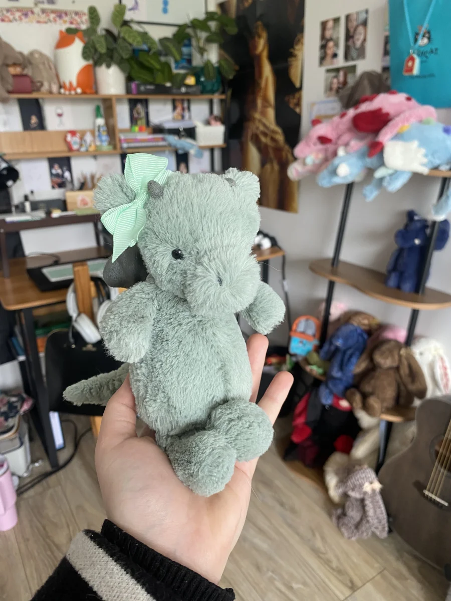 Front - Bashful Dragon - Small photo by shoshanayael