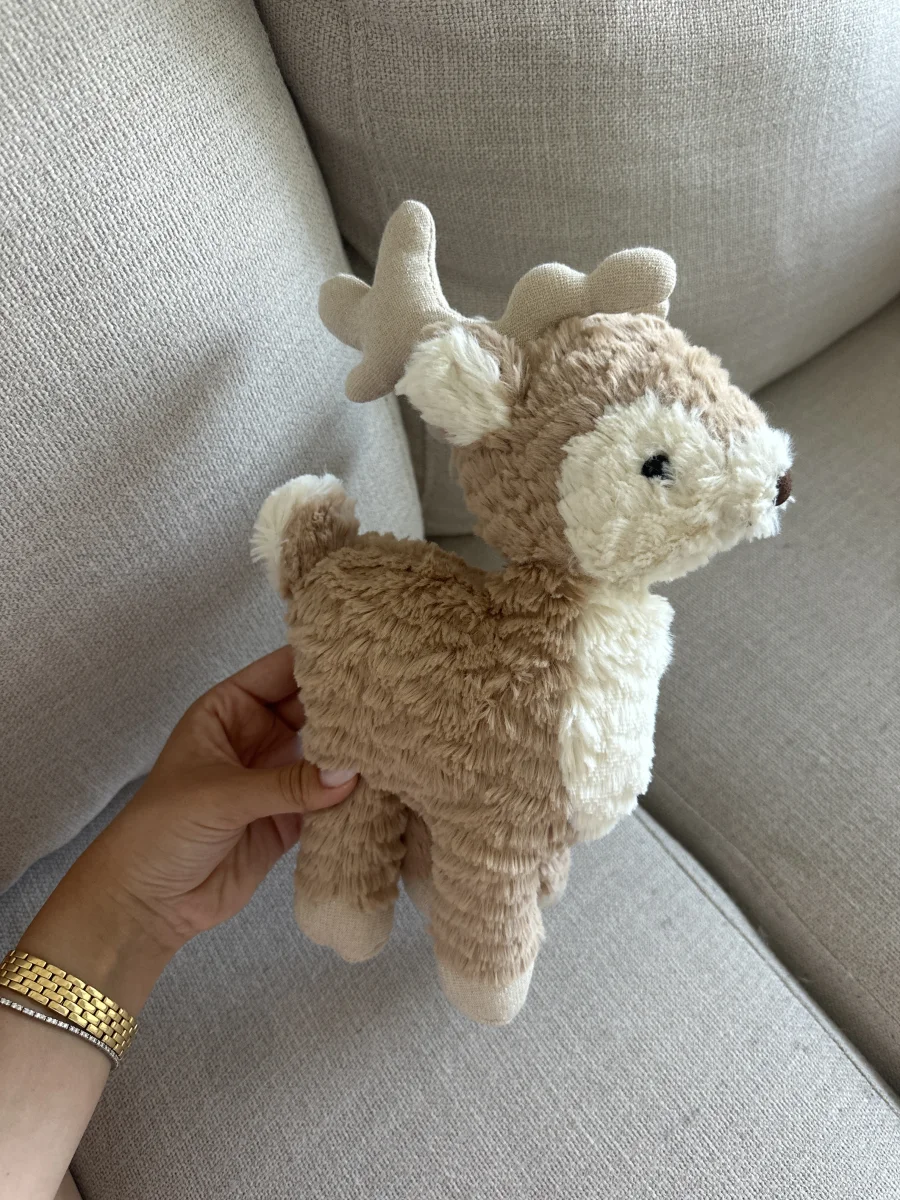 Side - Mitzi Reindeer - Large photo by naynayyyy