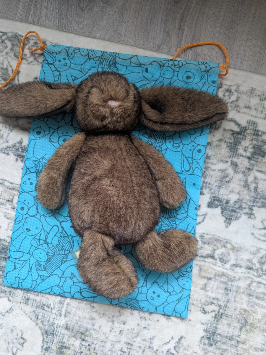 Front - Hoppleston Luxe Bunny photo by Weezy15