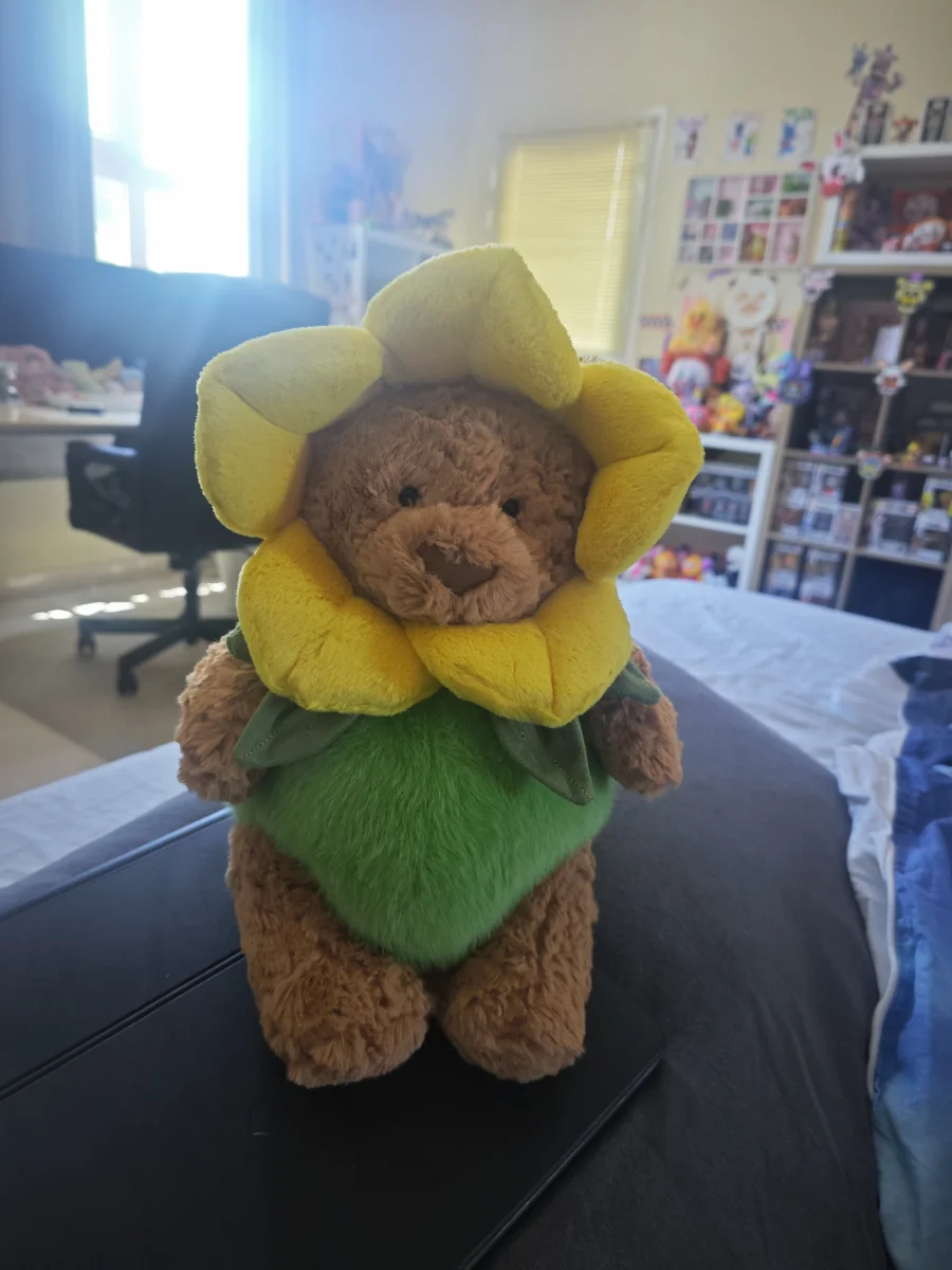 Front - Bartholomew Bear Daffodil Outfit photo by Bingoogoober