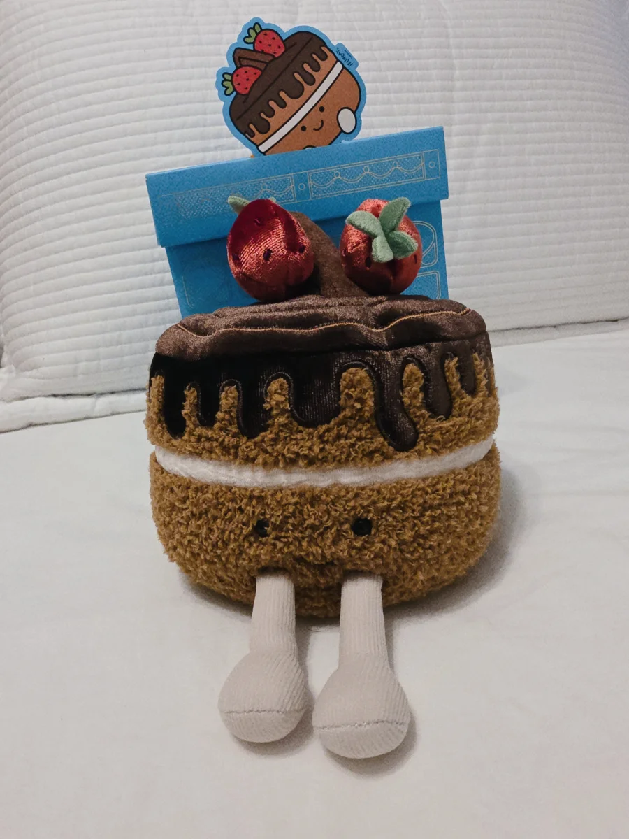 ぬいぐるみ  Glacy chocolatecake Glacy Chocolate Cake is here! And Oh How Sweet they are