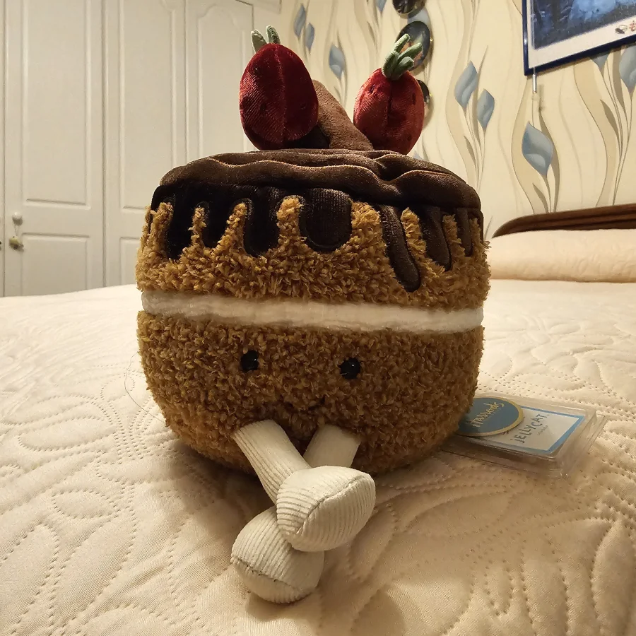 Front - Glacy Chocolate Cake photo by cwhbin
