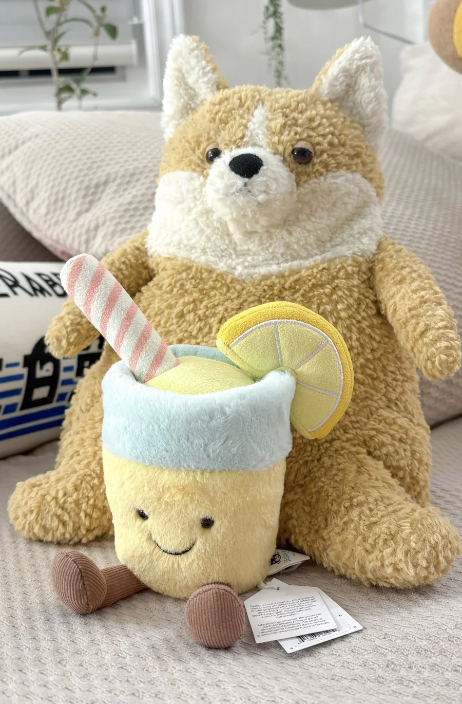 Lifestyle - Amuseables Lemonade photo by i2uby