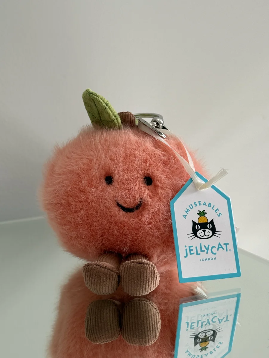 Front - Amuseables Peach Bag Charm photo by Mikeymoomoo1