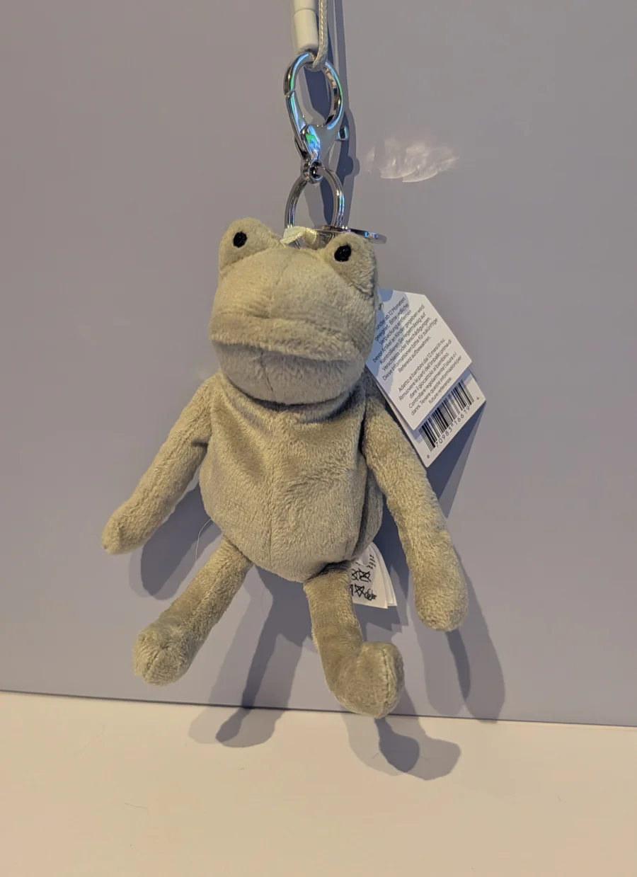 Front - Fergus Frog Bag Charm photo by JellycatChaos