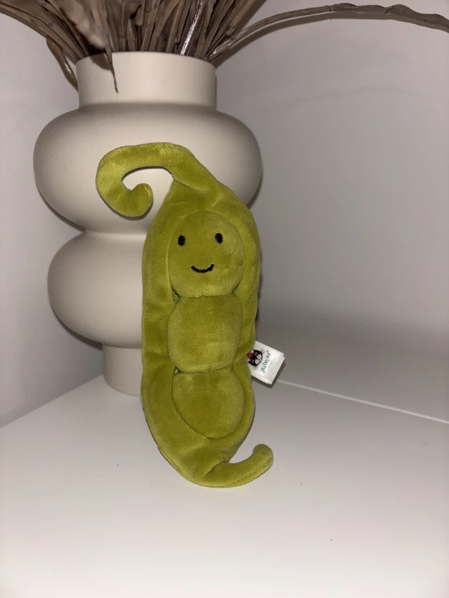 Front - Vivacious Vegetable Pea photo by JellyBelly_HV