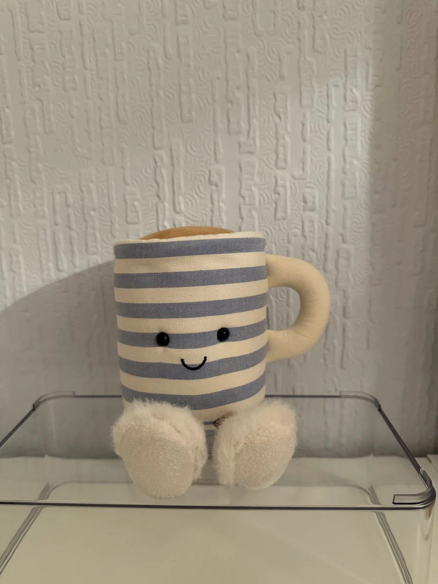 Front - Rosie Lea Mug of Tea photo by Bethanyxox