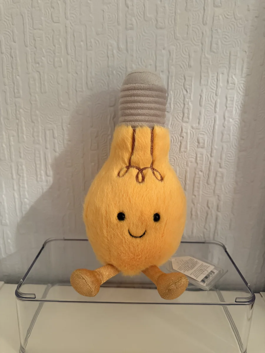 Front - Amuseables Lightbulb photo by Bethanyxox